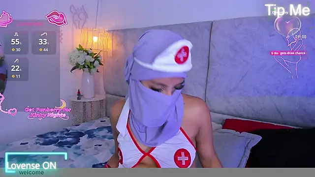 naomiii__ live sex cam