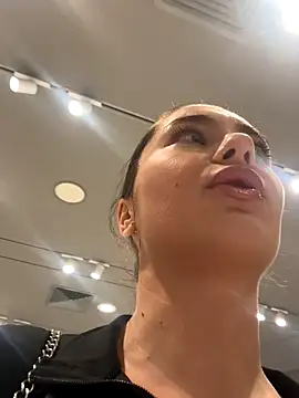 Ashley-Evans live sex cam