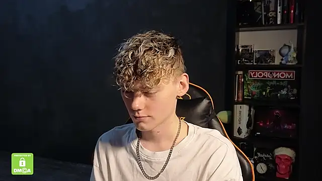 Keytaro live sex cam