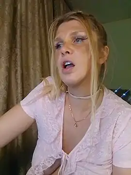 TsPostophere live sex cam