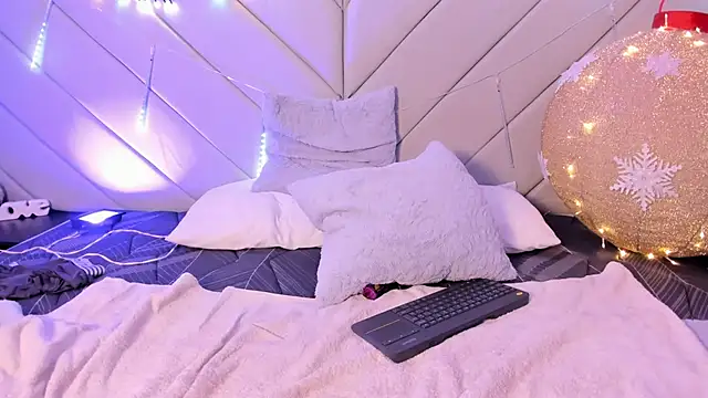 little_kris1 live sex cam