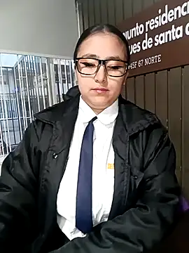 Cute_Penelope live sex cam