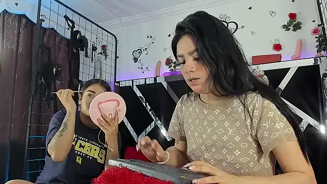 abby_eemily live sex cam