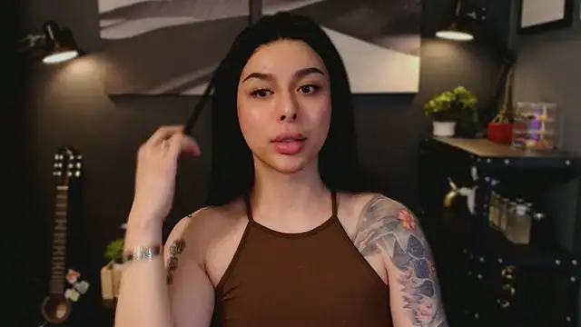 callmeLUNA live sex cam