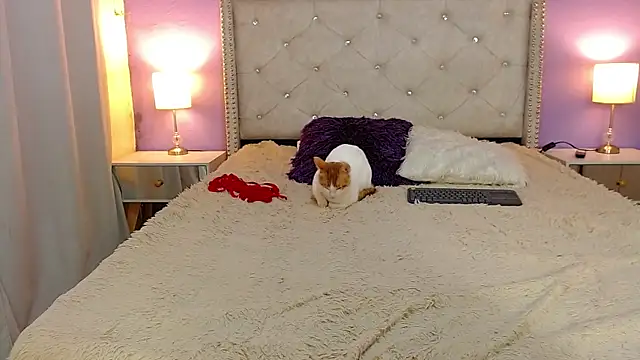 Kim_and_Mia live sex cam