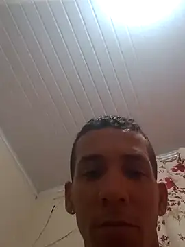 rhuancarlosr7 live sex cam