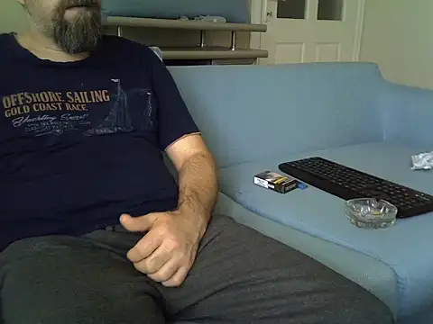 blue-red's cam snapshot