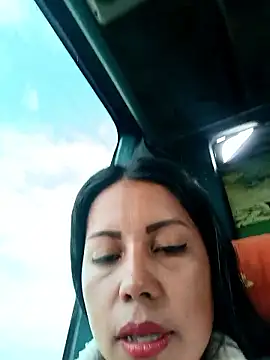 _andrea30 live sex cam