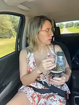 Gatitacarlita live sex cam