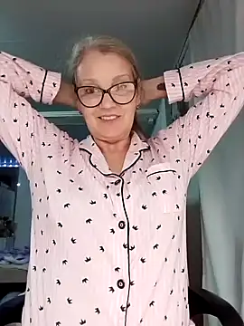 irinamaux live sex cam