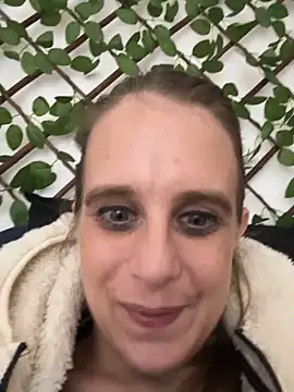 Chantalee live sex cam