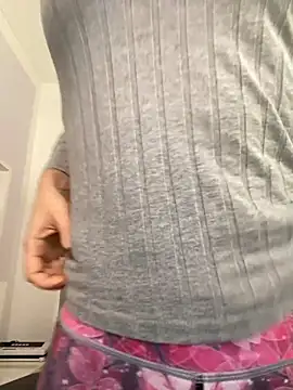 AnnikaRose live sex cam