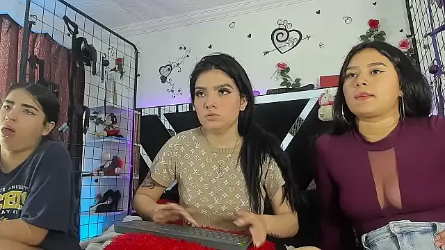 abby_eemily's cam snapshot