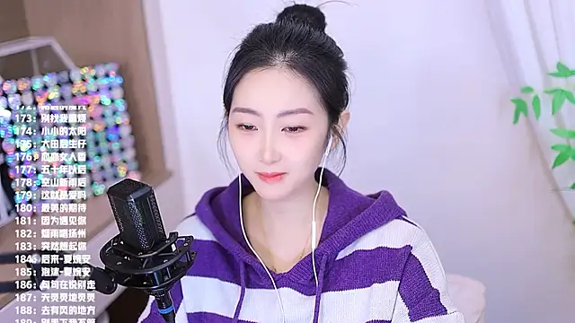 Singer-muzi live sex cam