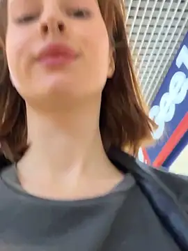 hani_obsessed's cam snapshot