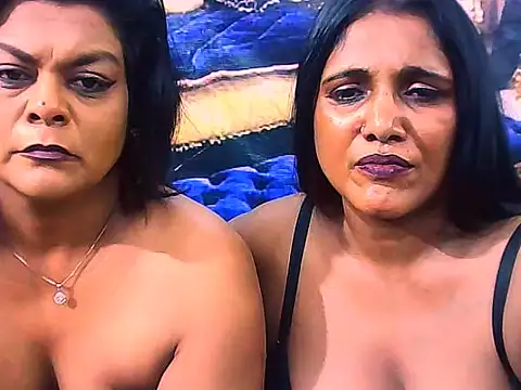 IndianSexyLady4u live sex cam