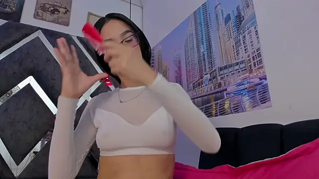 mia_fowler1's cam snapshot