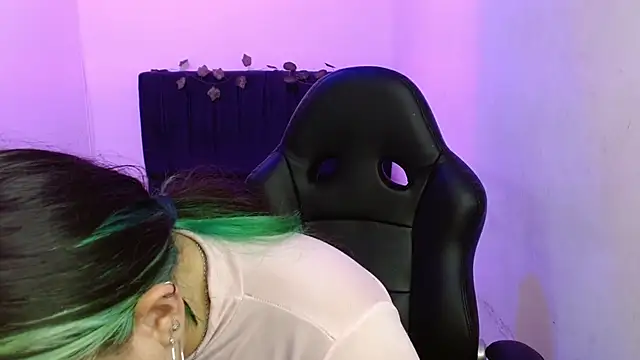 _MissMegann live sex cam