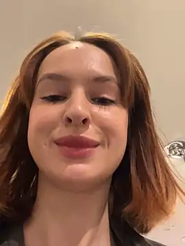 hani_obsessed's cam snapshot