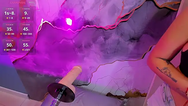 lust_luna's cam snapshot