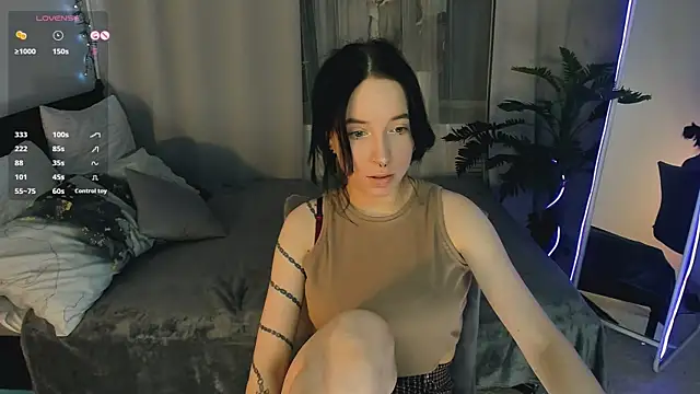 lilithlunna live sex cam