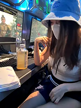 nideanbaby's cam snapshot