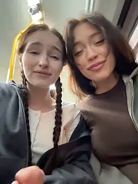 SnappyHappy's cam snapshot