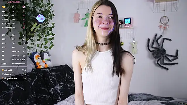 Emmie_shy's cam snapshot