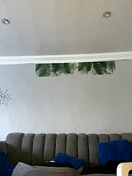 DiamondGoddes live sex cam