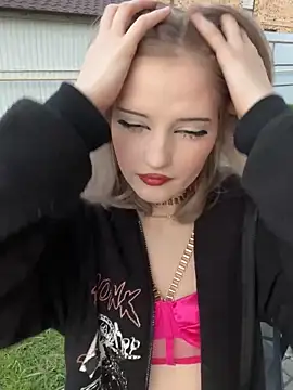 YunnaTyan's cam snapshot