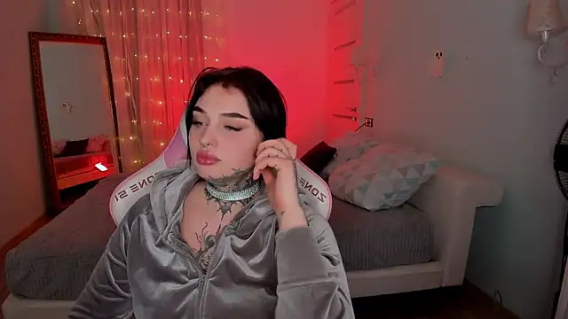 EmilyWoods_'s cam snapshot