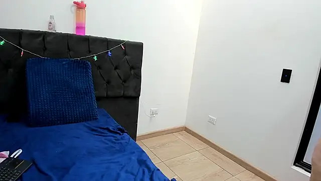 bonnyy26's cam snapshot