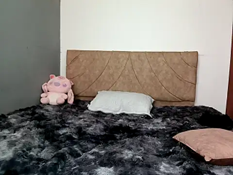 Sweetlove_243's cam snapshot