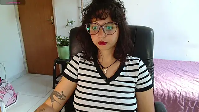 myamillor's cam snapshot