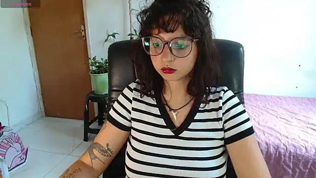 myamillor's cam snapshot