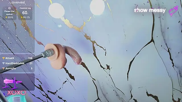 Lizz_Tender's cam snapshot