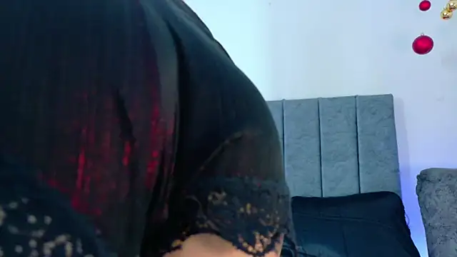 GabrielaMK's cam snapshot