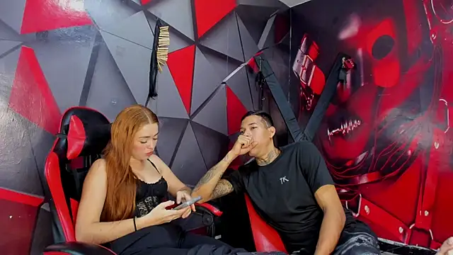 Hana_and_Zeta live sex cam