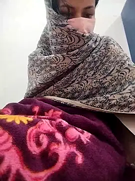 Miss-0012's cam snapshot