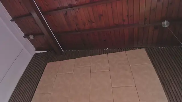 alison_harper19's cam snapshot