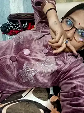 urvashi01224's cam snapshot