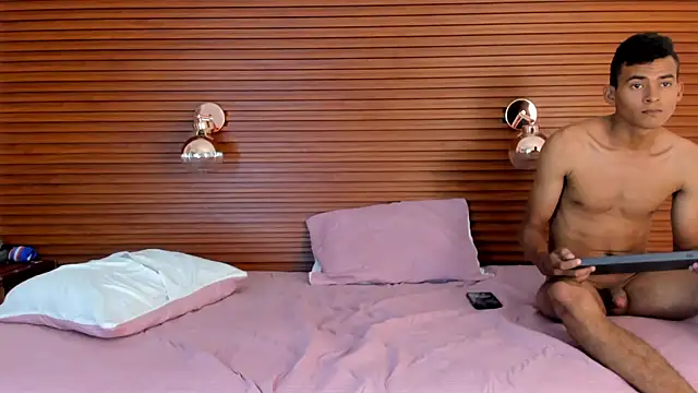 nathaly_matheo's cam snapshot