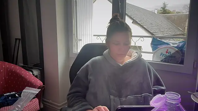 minette-sexy's cam snapshot