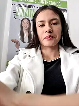 CHARLOTTE__05's cam snapshot