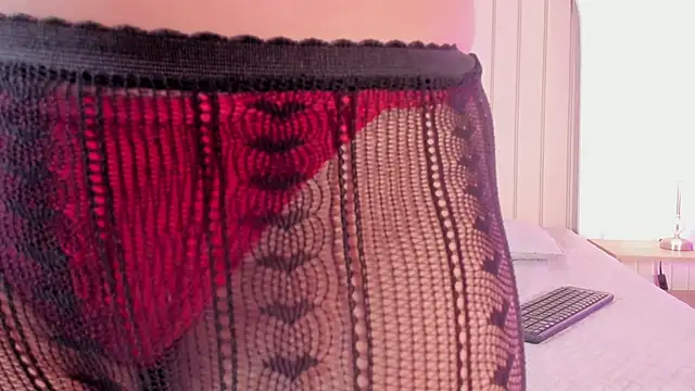 maria_gil's cam snapshot