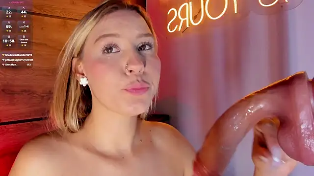 alyamonroe's cam snapshot