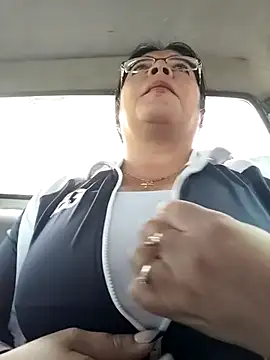 __valentina18 live sex cam