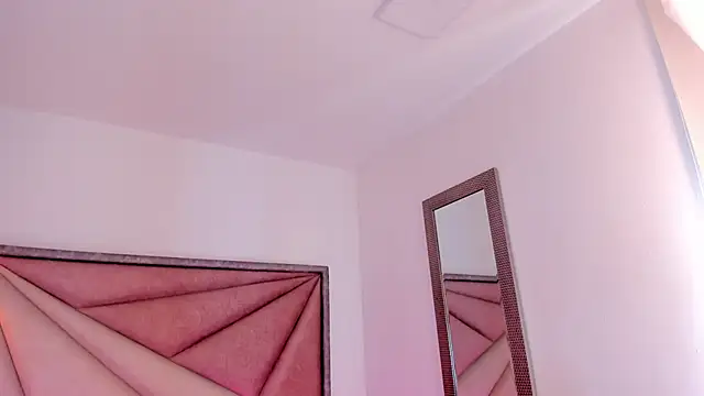 MarieTaylor_'s cam snapshot