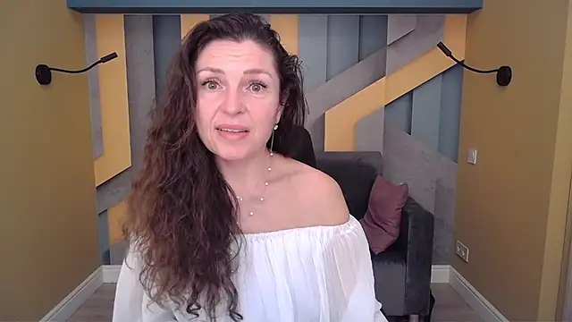 EllaLong's cam snapshot