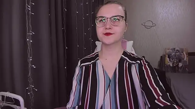 MissBrightShine's cam snapshot